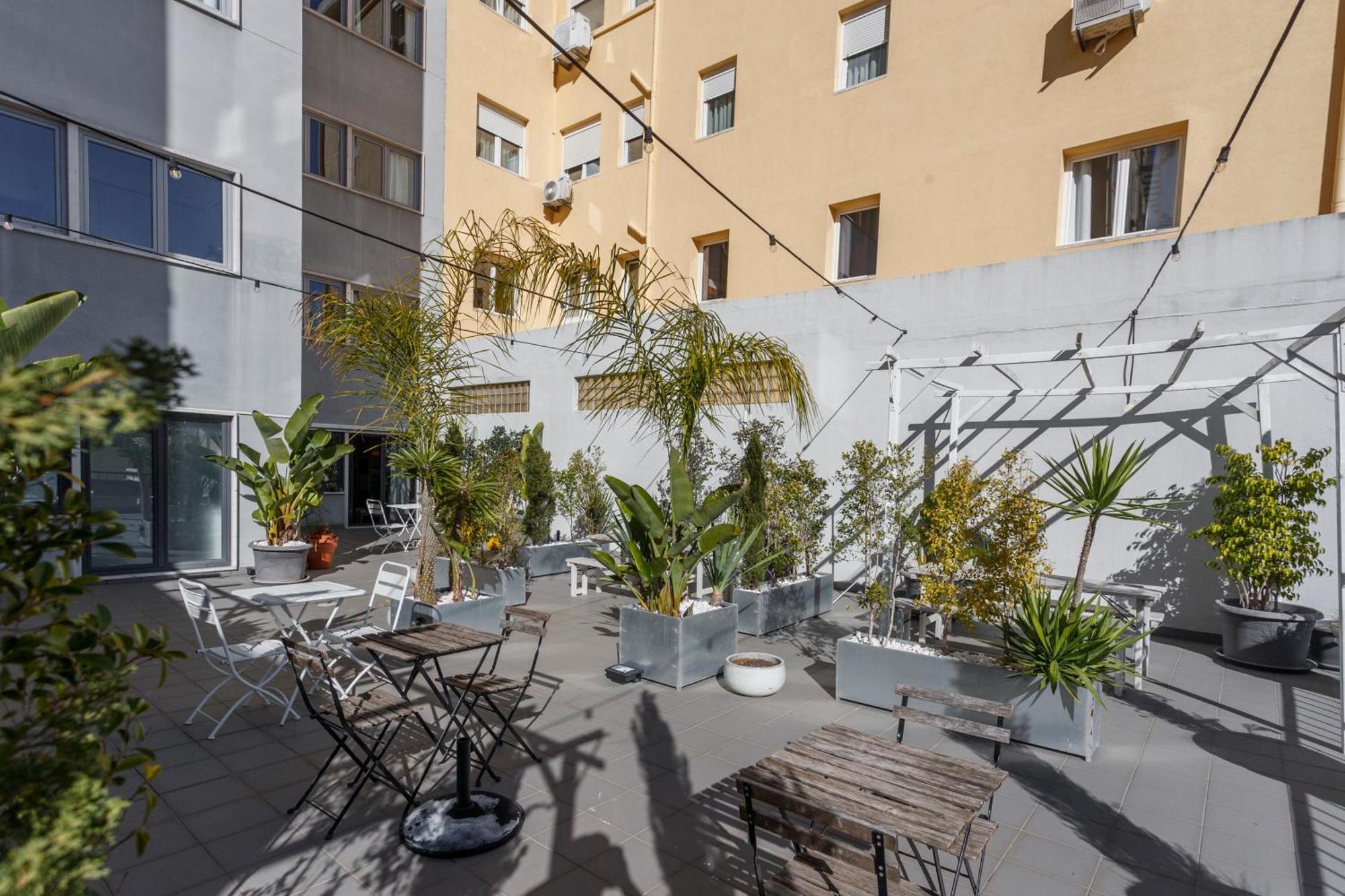 Neegroni Balcony In Lisbon - By Misha'S Place 1A 外观 照片